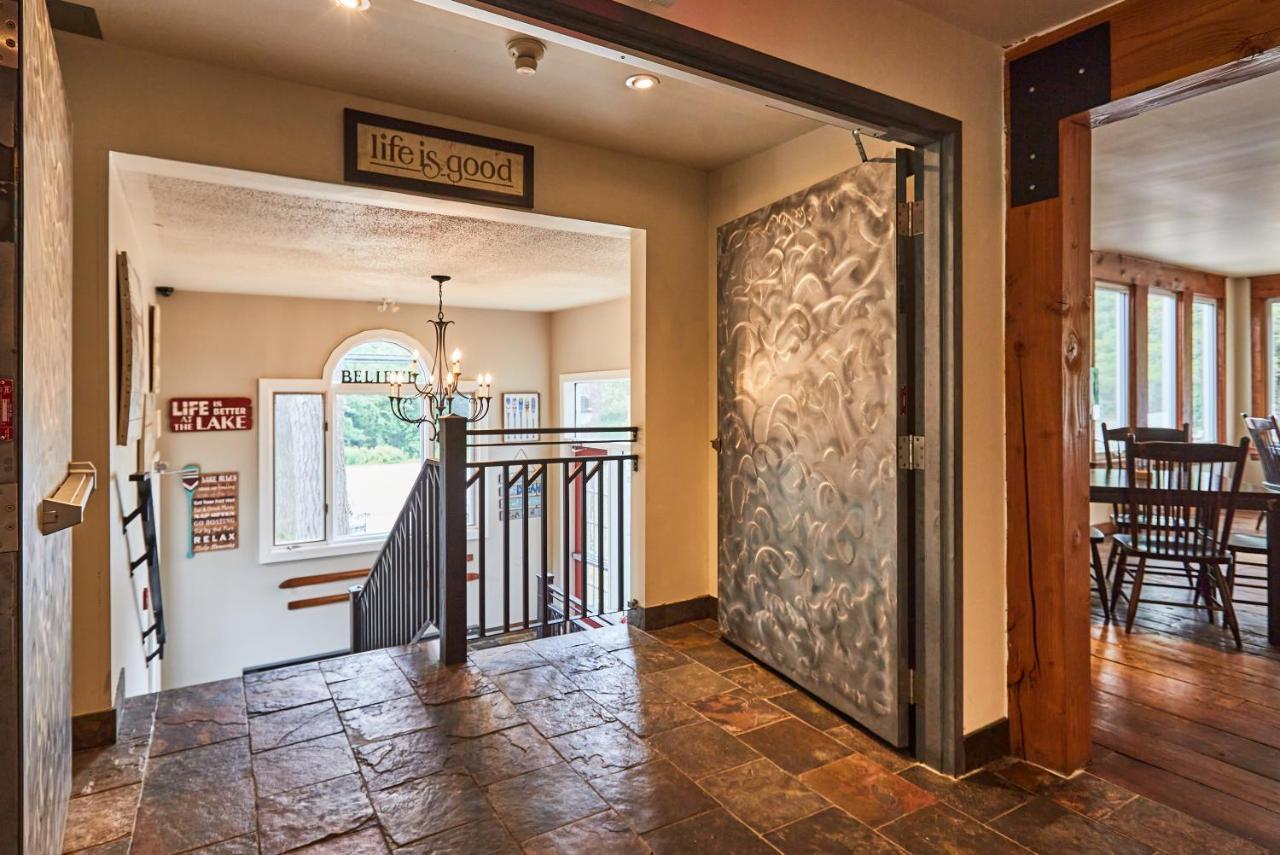 3 Pines Lodge Muskoka 헌츠빌 외부 사진