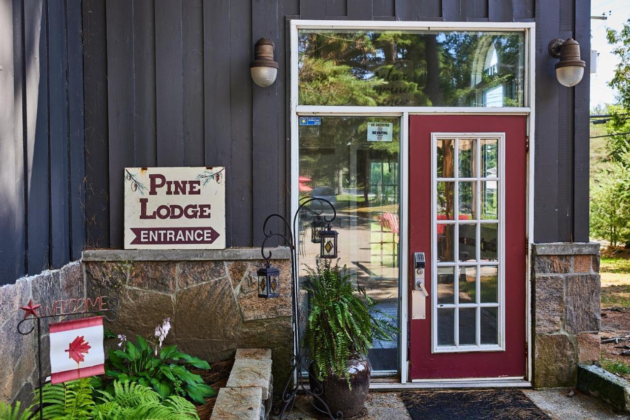 3 Pines Lodge Muskoka 헌츠빌 외부 사진