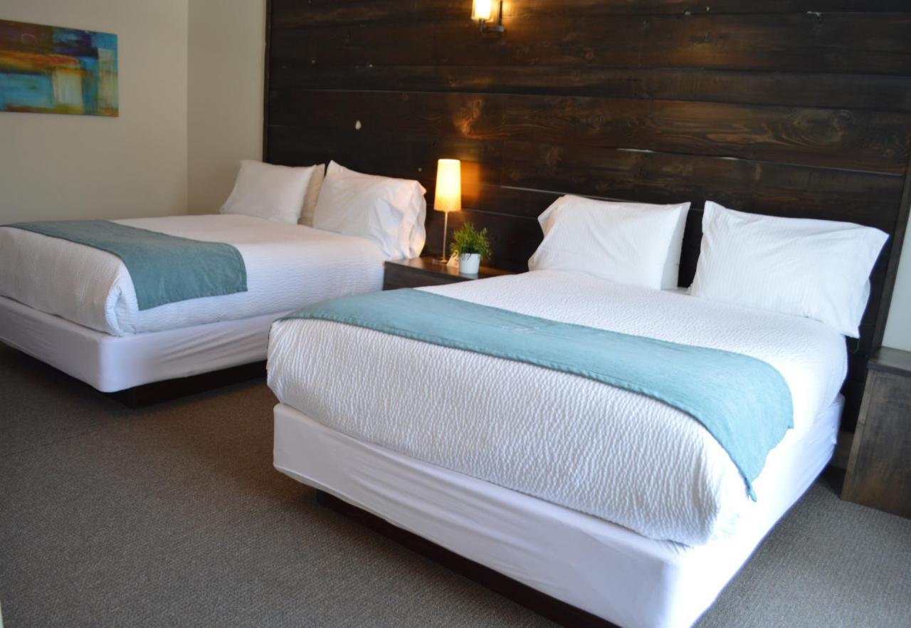 3 Pines Lodge Muskoka 헌츠빌 외부 사진
