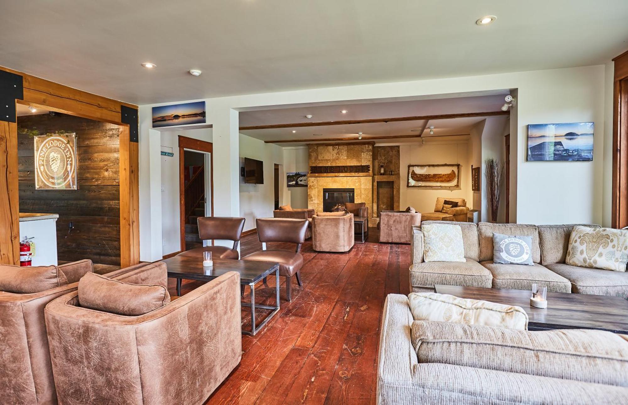 3 Pines Lodge Muskoka 헌츠빌 외부 사진